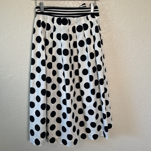 Talbots Women's Size 4 Pleated Polka Dot Skirt Side Zipper Black &‎ White NWT - Picture 3 of 6